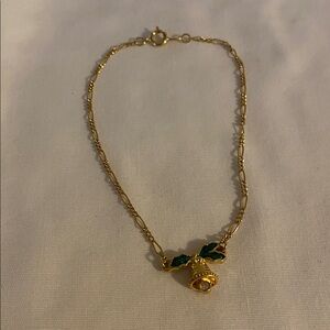 Vintage Gold Tone Mistletoe Bell 9 1/2 inch Avon Bracelet